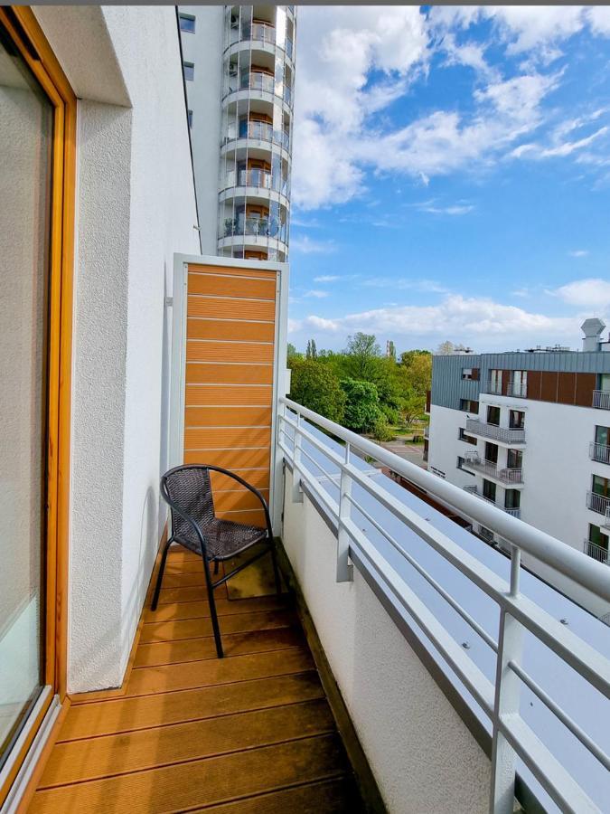 Апартаменты Visit Baltic - Platan Tower Grey Свиноуйсьце Экстерьер фото
