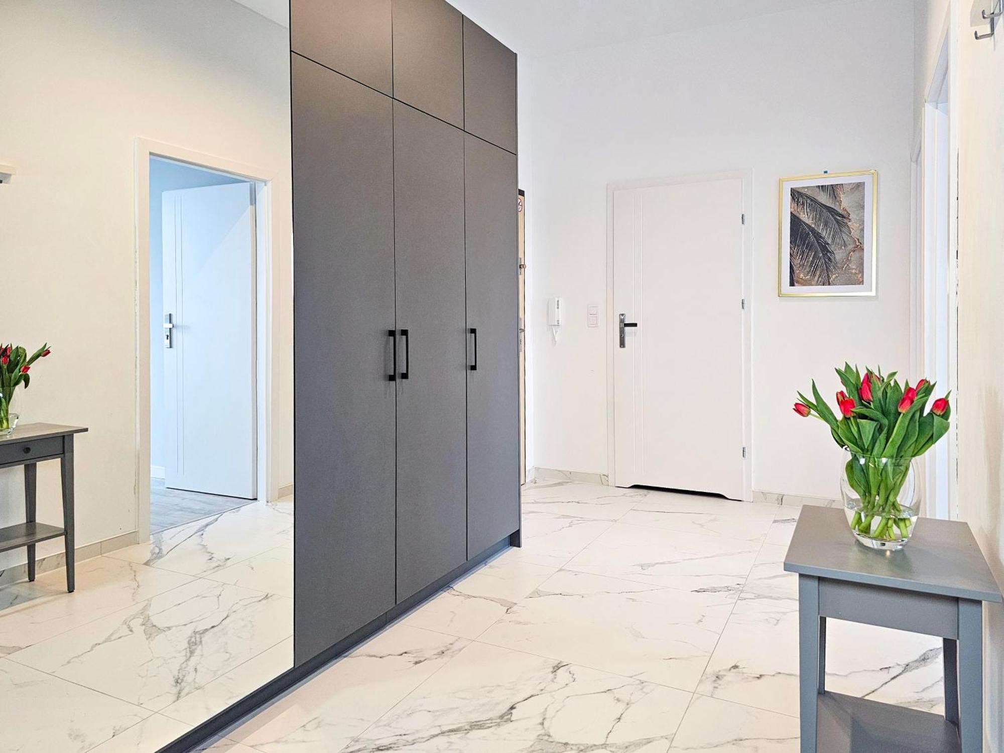 Апартаменты Visit Baltic - Platan Tower Grey Свиноуйсьце Экстерьер фото